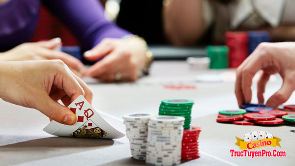 Đăng ký là hội viên của các top nhà cái poker uy tín để chơi game bài đẳng cấp